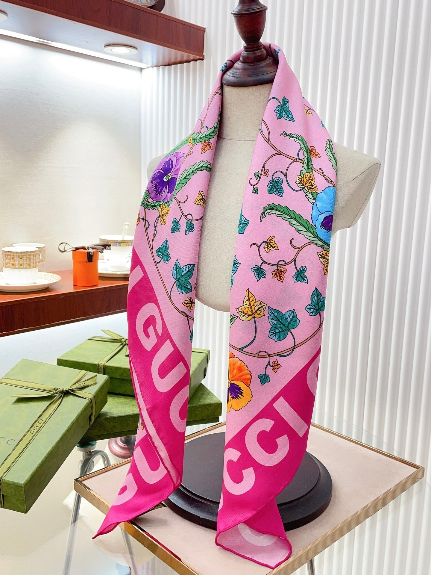 Gucci Floral Print Silk Scarf for Women – product image 14