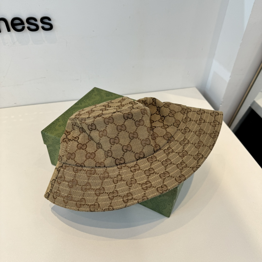 Gucci GG monogram bucket hat beige photo 2