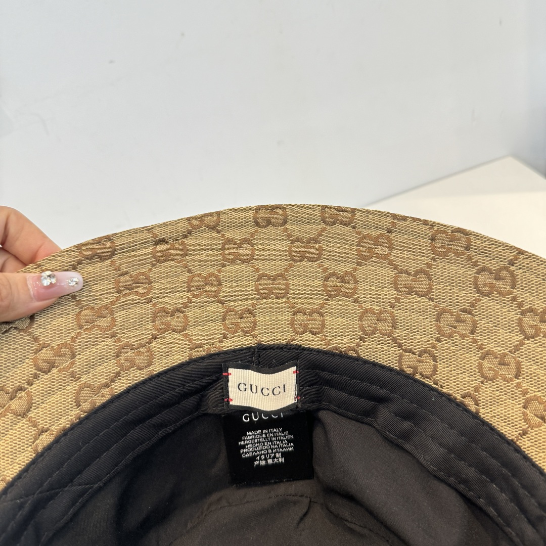 Gucci GG monogram bucket hat beige photo 3