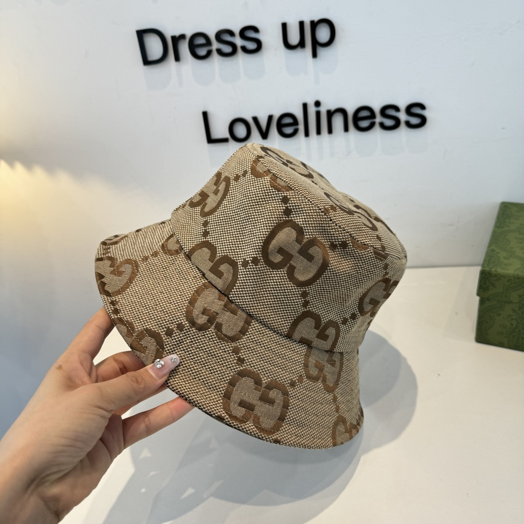 Gucci GG monogram bucket hat beige photo 5
