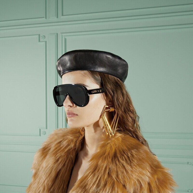 Gucci GG Oversized One-Piece Shield Polarized Sunglasses for Unisex – product image 13