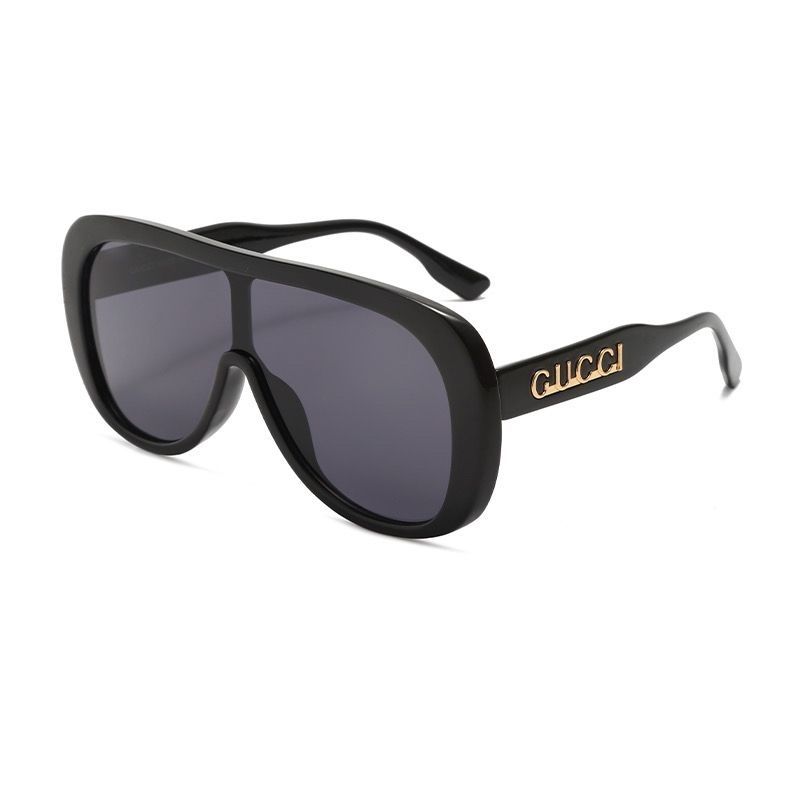 Gucci GG Oversized One-Piece Shield Polarized Sunglasses for Unisex – product image 15