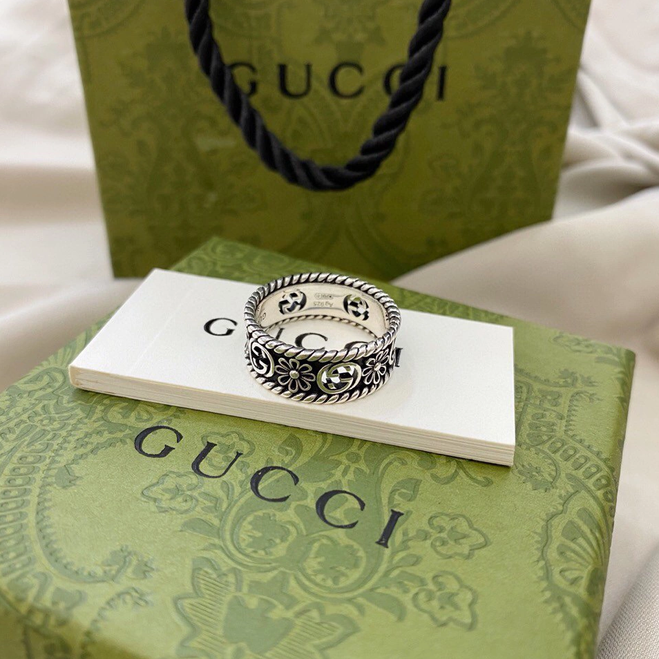 Gucci Interlocking G Silver Ring – Luxury Designer Jewelry – product image 2