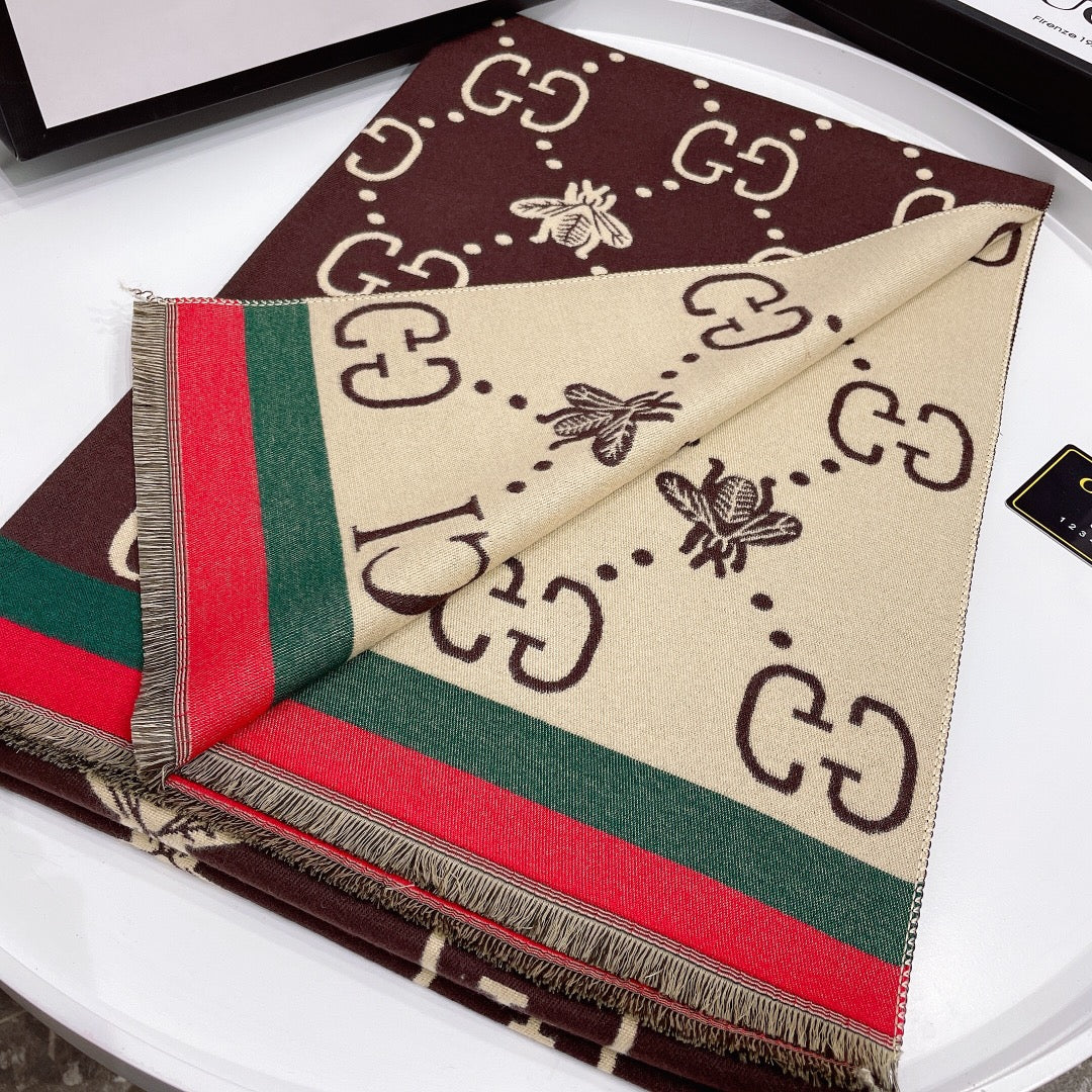 Gucci Little Bee Element Thick Cashmere Scarf for Women – product image 26