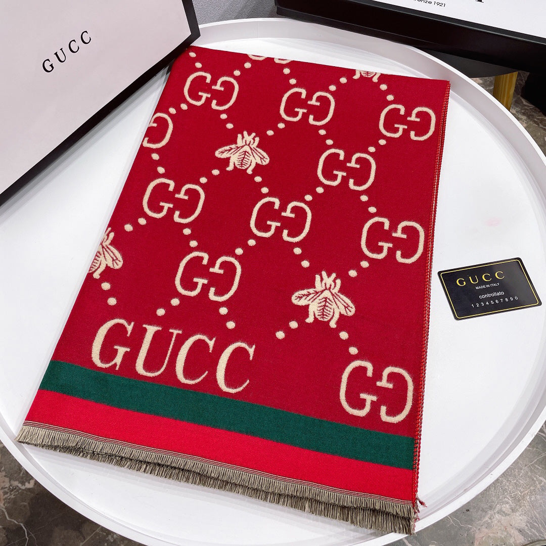Gucci Little Bee Element Thick Cashmere Scarf for Women – product image 5