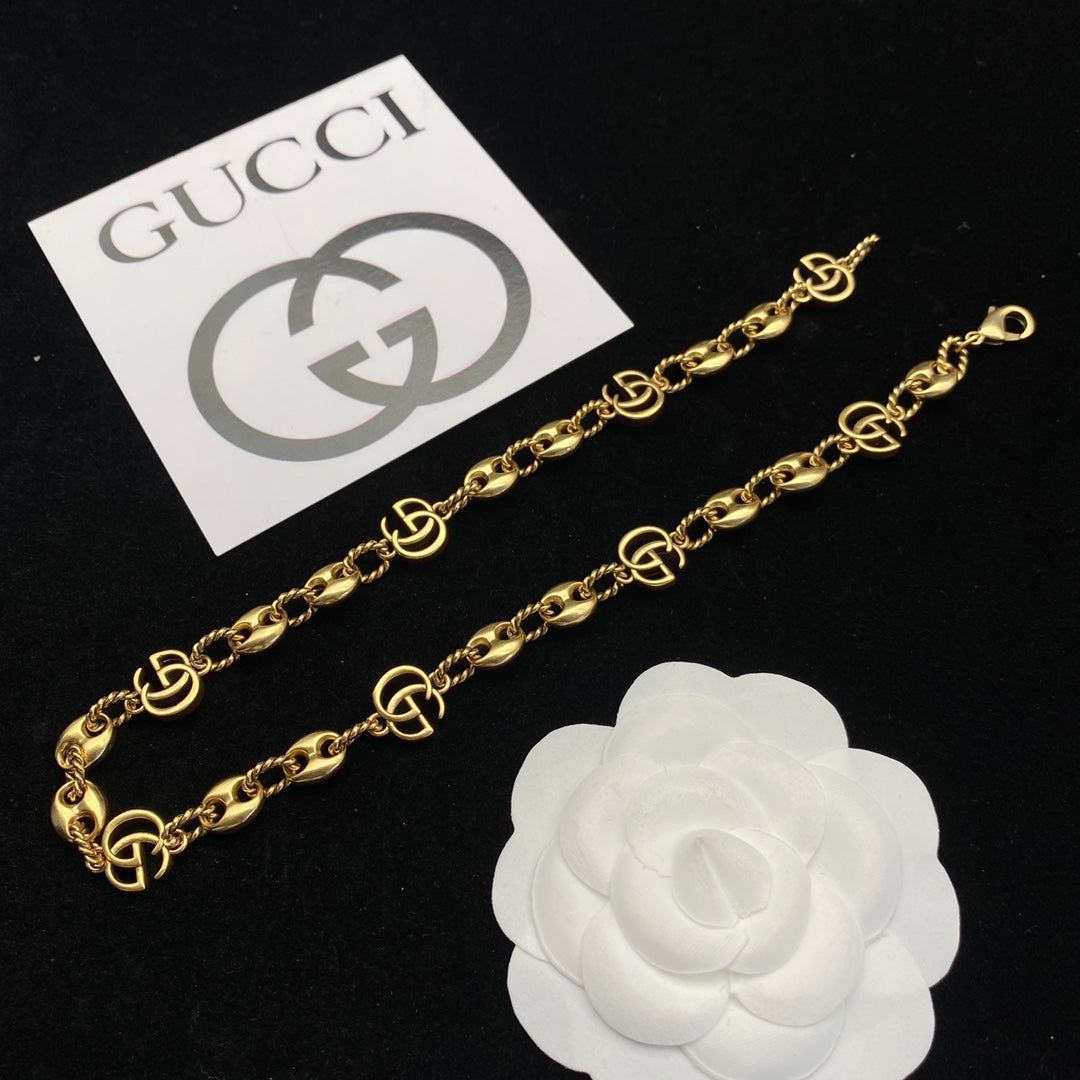 Gucci Logo Letter Stitching Necklace – Luxury Designer Jewelry – product image 4