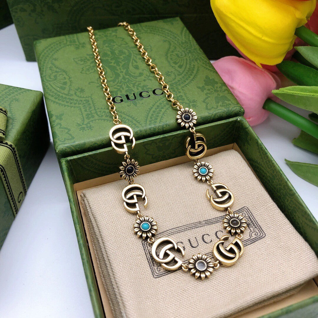 Gucci Luxury GG Flower Necklace – Luxury Designer Jewelry – product image 1