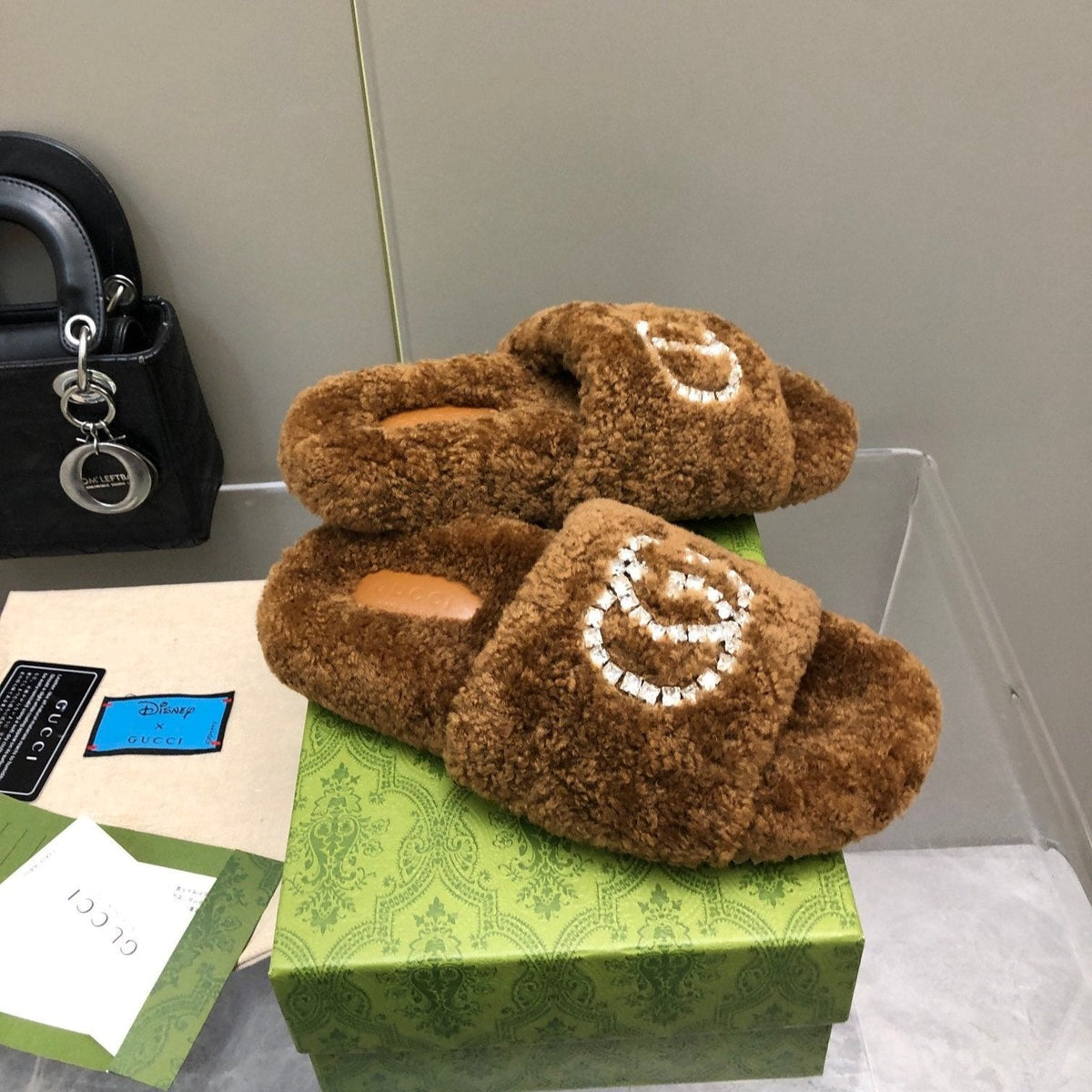 Gucci New Rhinestone Wool Slippers – slippers product image 14