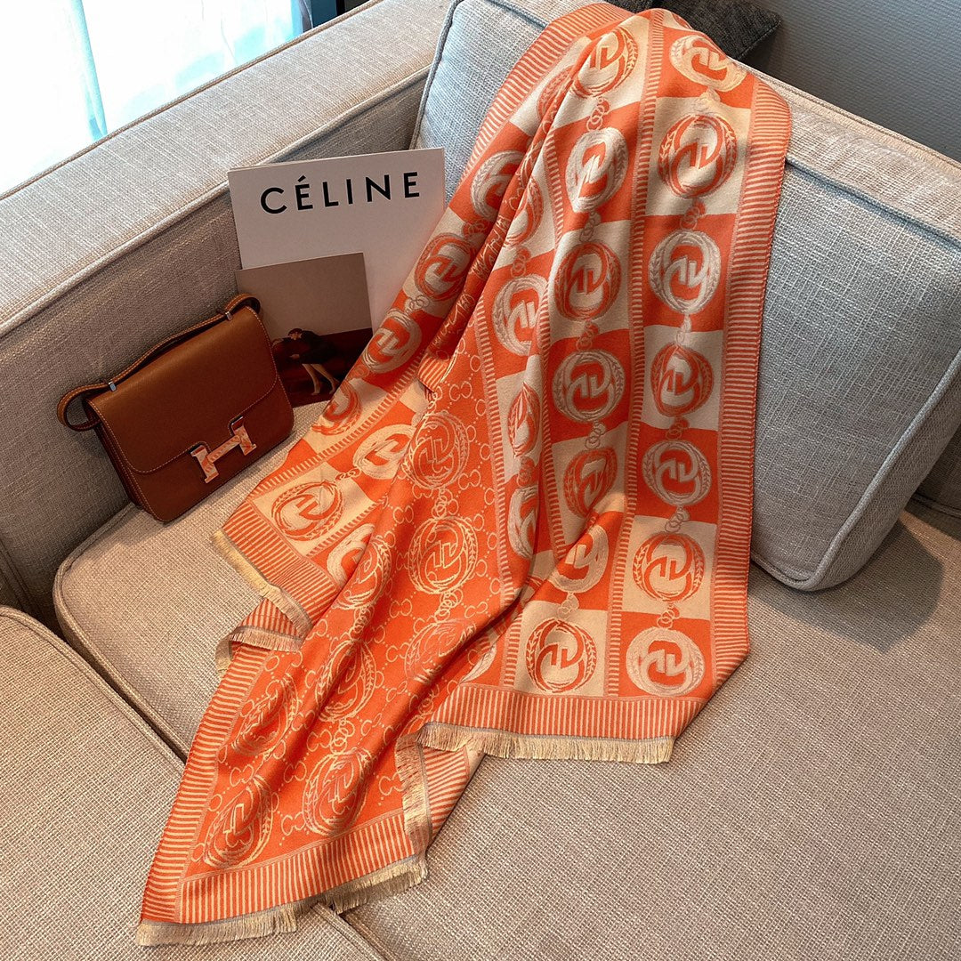 Gucci New Winter Cashmere Scarf for Women – product image 18