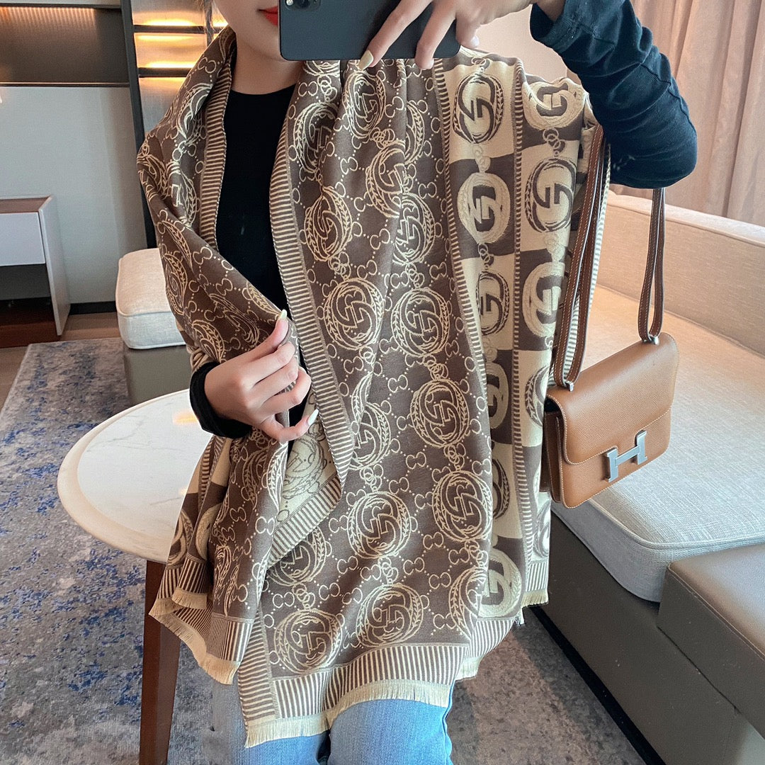 Gucci New Winter Cashmere Scarf for Women – product image 8