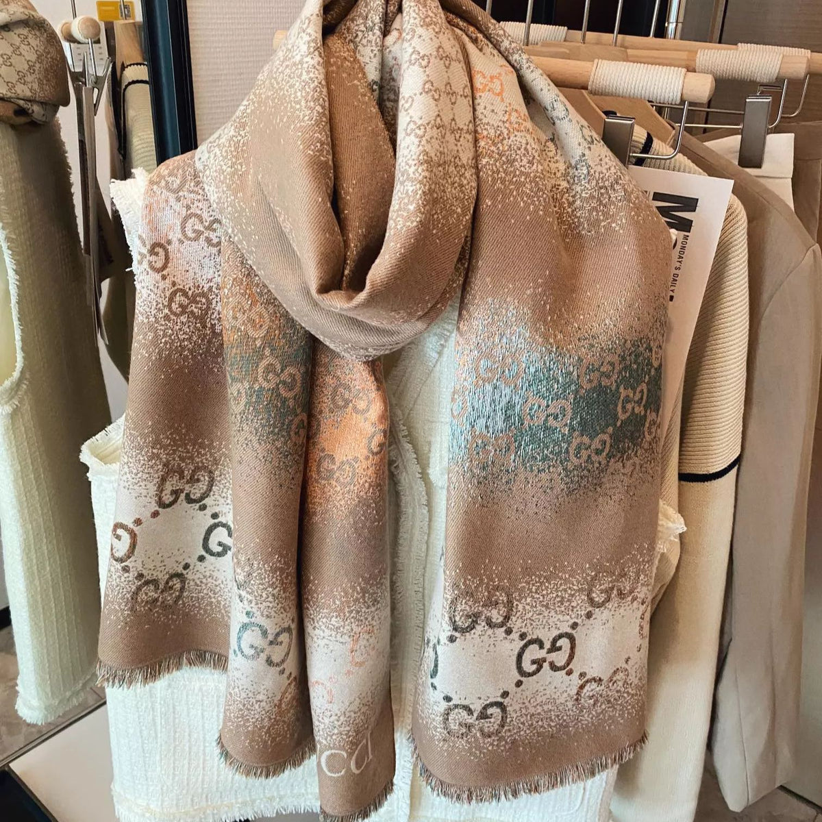 Gucci Ombre Cashmere Scarf for Women – product image 4