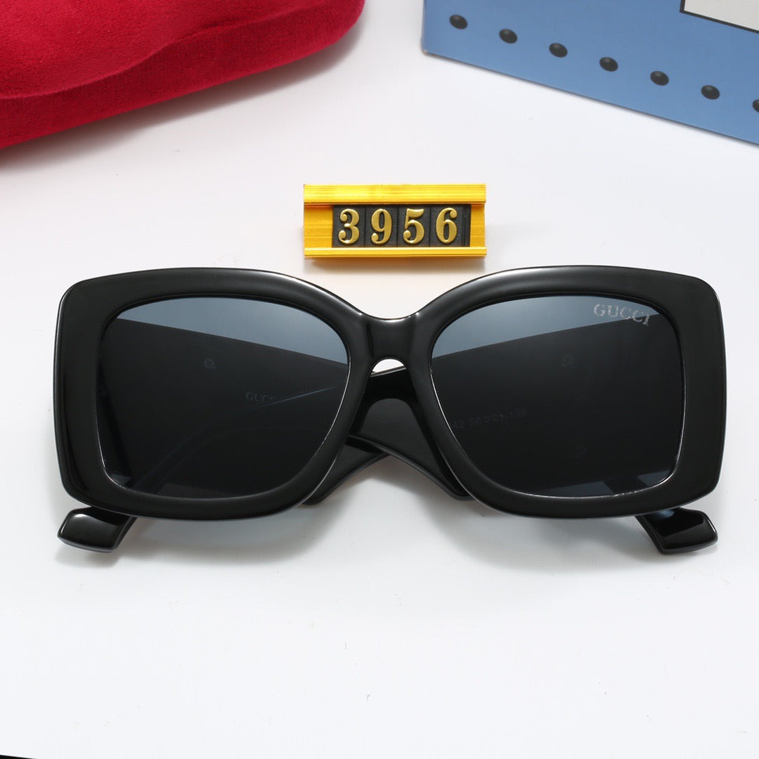 Gucci Oversized Square Polarized Sunglasses for Unisex – product image 12