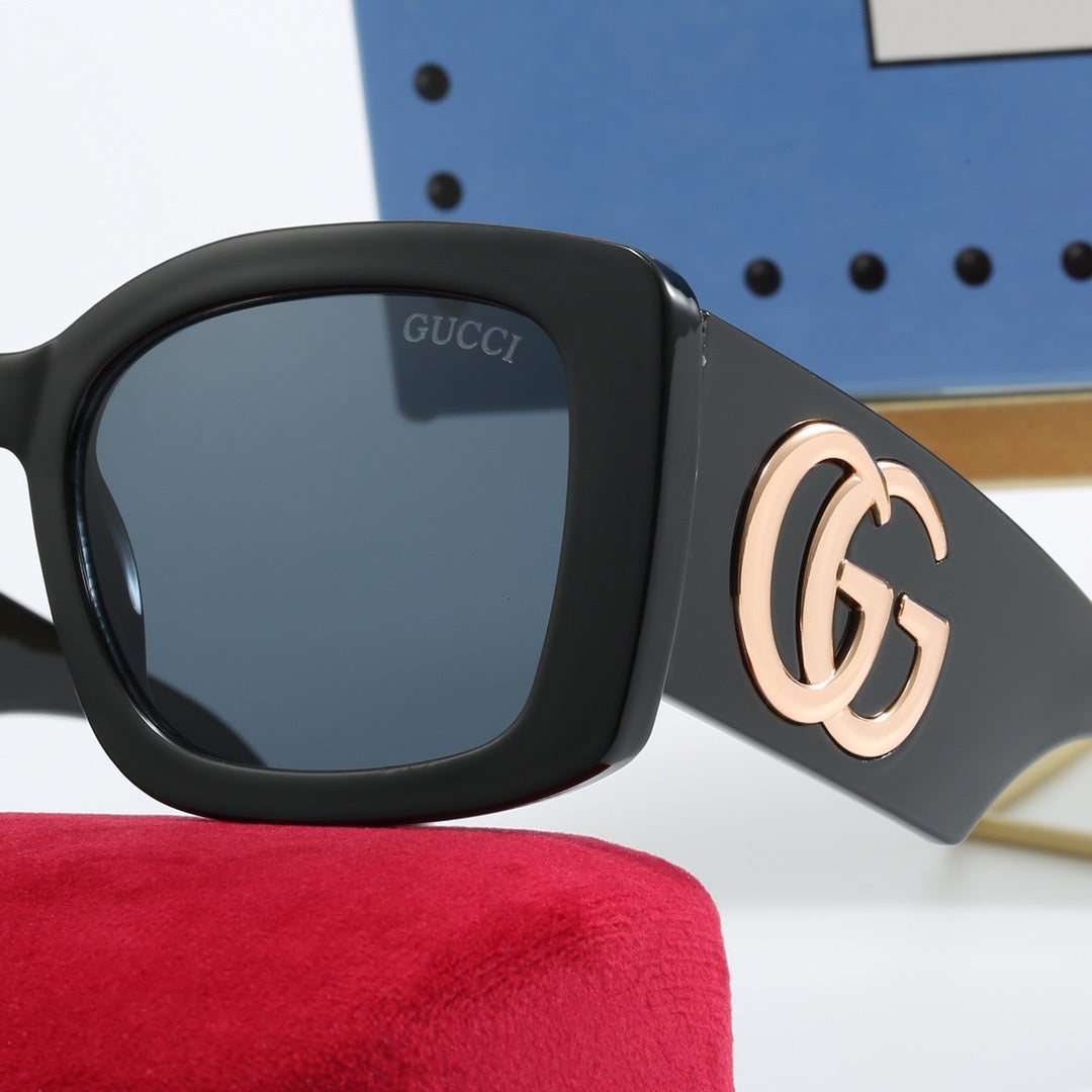 Gucci Oversized Square Polarized Sunglasses for Unisex – product image 14