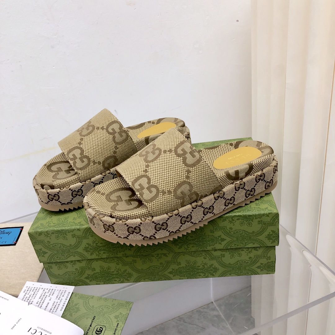 Gucci Platform Slippers With Double G Motif – slippers product image 5