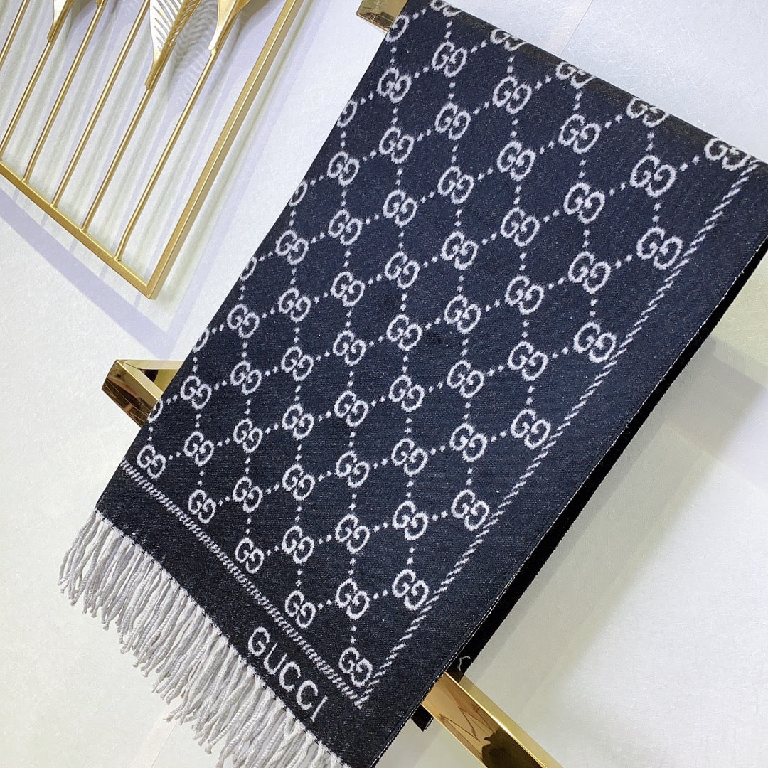 Gucci Premium Woven All-match Jacquard Fringed Scarf for Women – product image 22