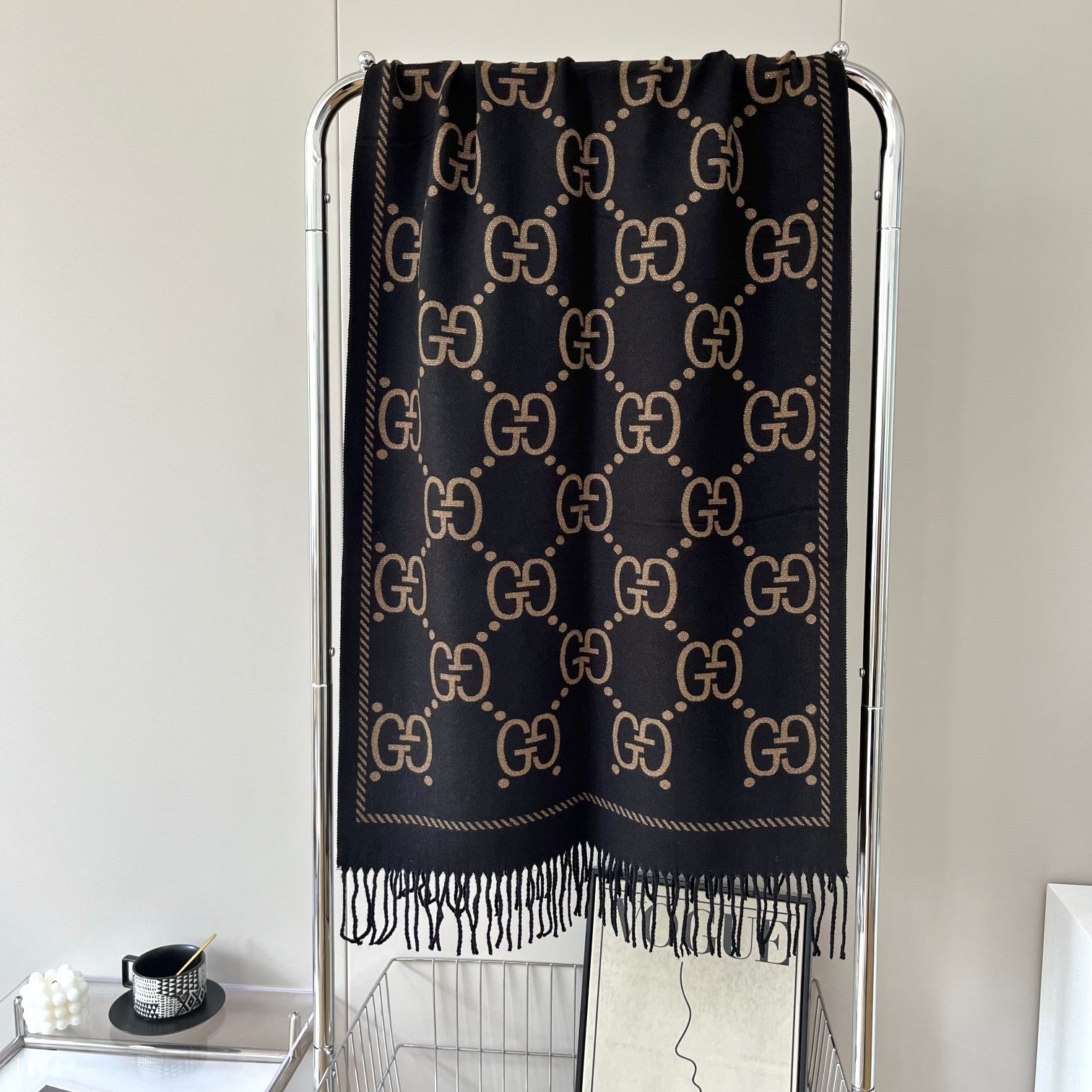 Gucci Premium Woven Classic Mink and Silver Fringe Scarf Shawl for Women – product image 8
