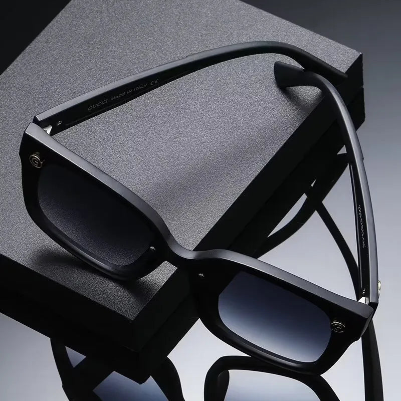 Gucci Striped Frame Square Sunglasses for Unisex – product image 14