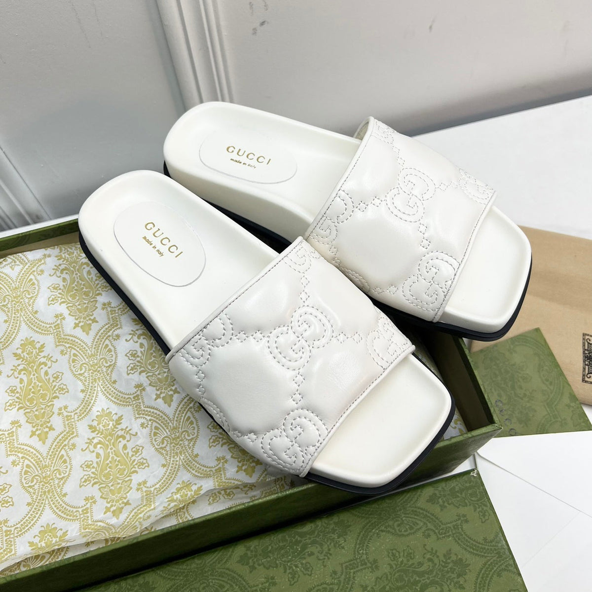 Gucci Trendy Embossed Flat Slippers – slippers product image 10