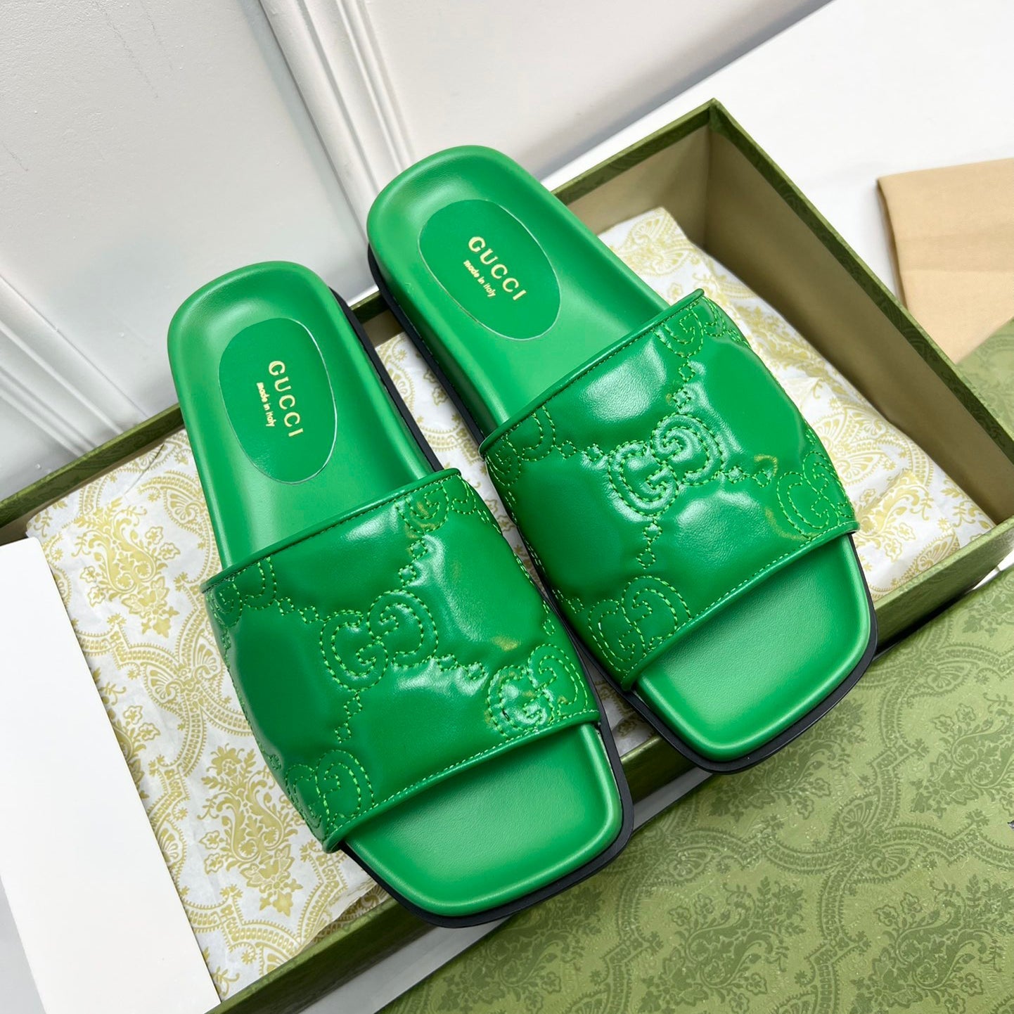Gucci Trendy Embossed Flat Slippers – slippers product image 5
