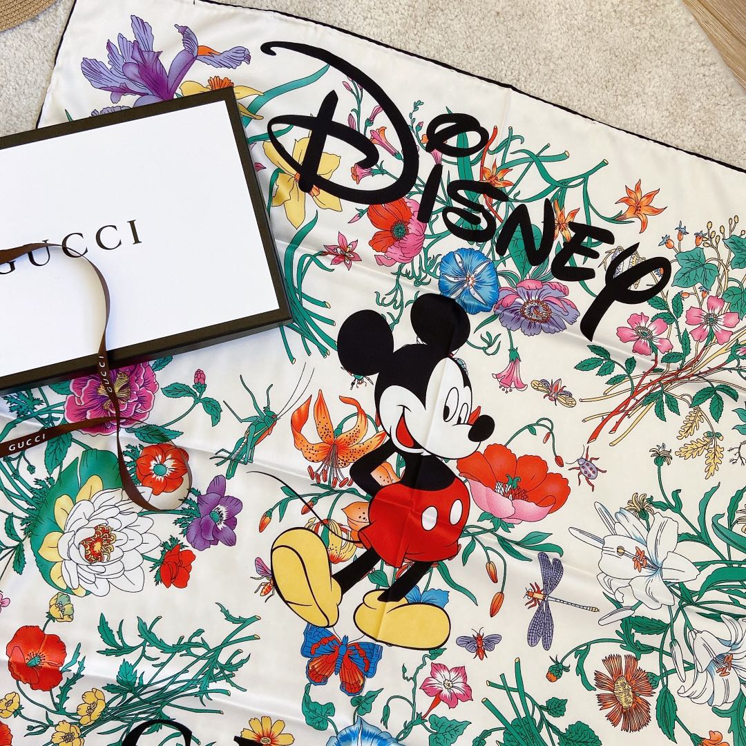 Gucci Twill Silk Collaboration Mickey Square Scarf for Women – product image 14