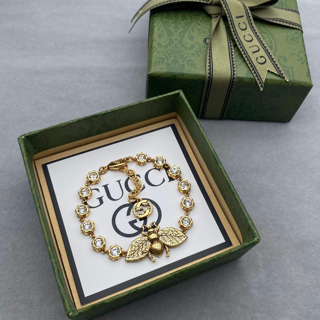 Gucci Vintage Bee Series Bracelet – Luxury Jewelry – product image 2