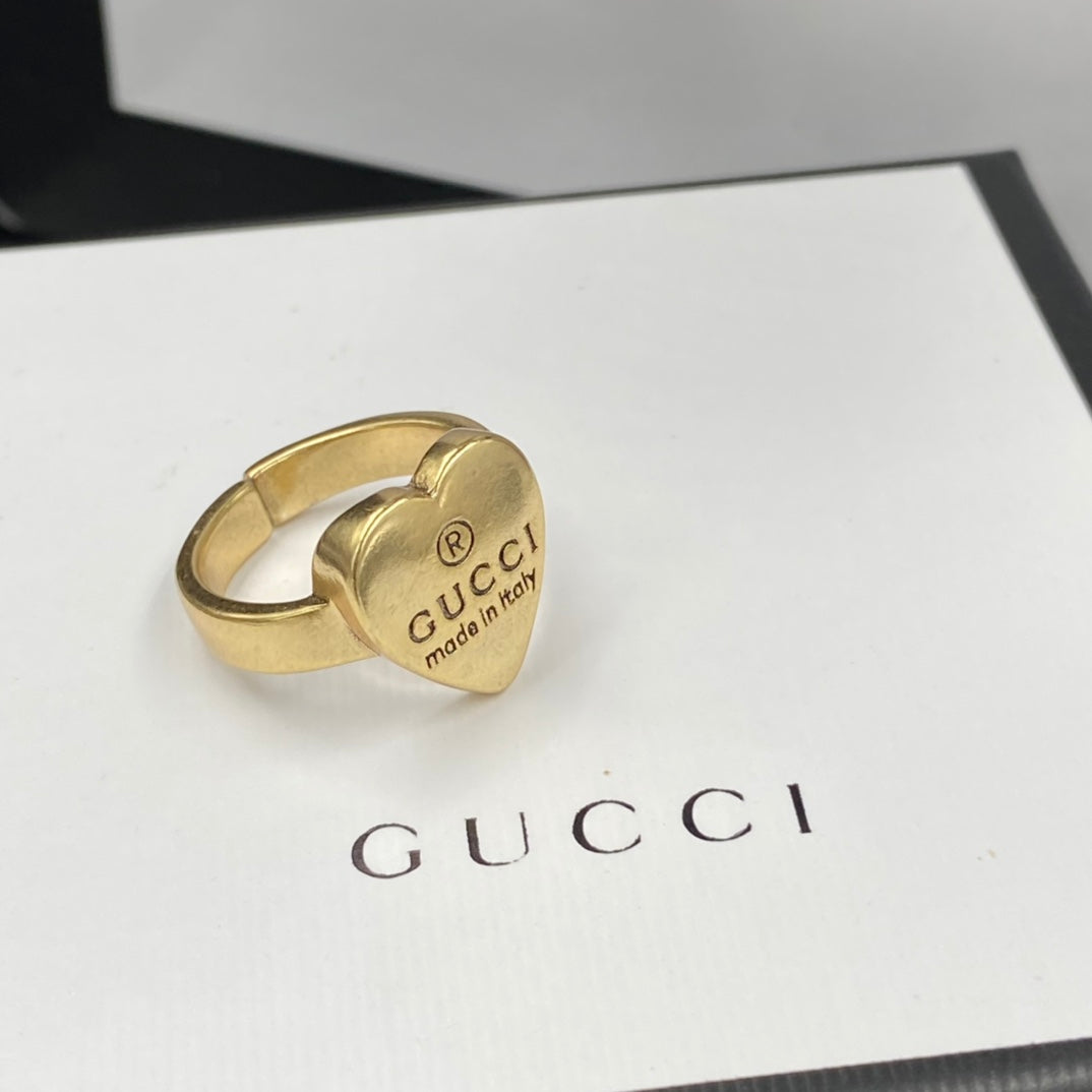 Gucci Vintage Heart Open Ring – Luxury Designer Jewelry – product image 1