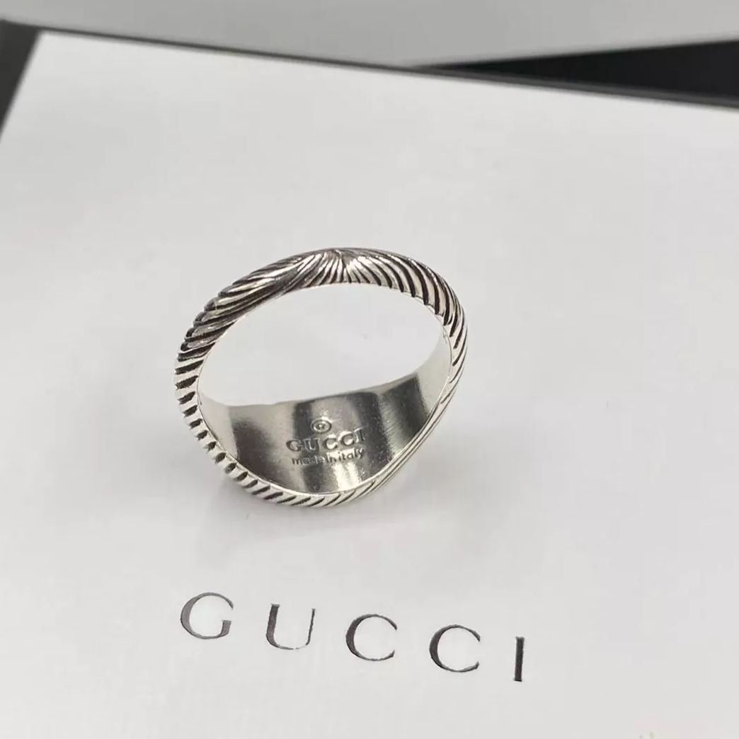Gucci Vintage Thread Closure Ring – Luxury Designer Jewelry – product image 4