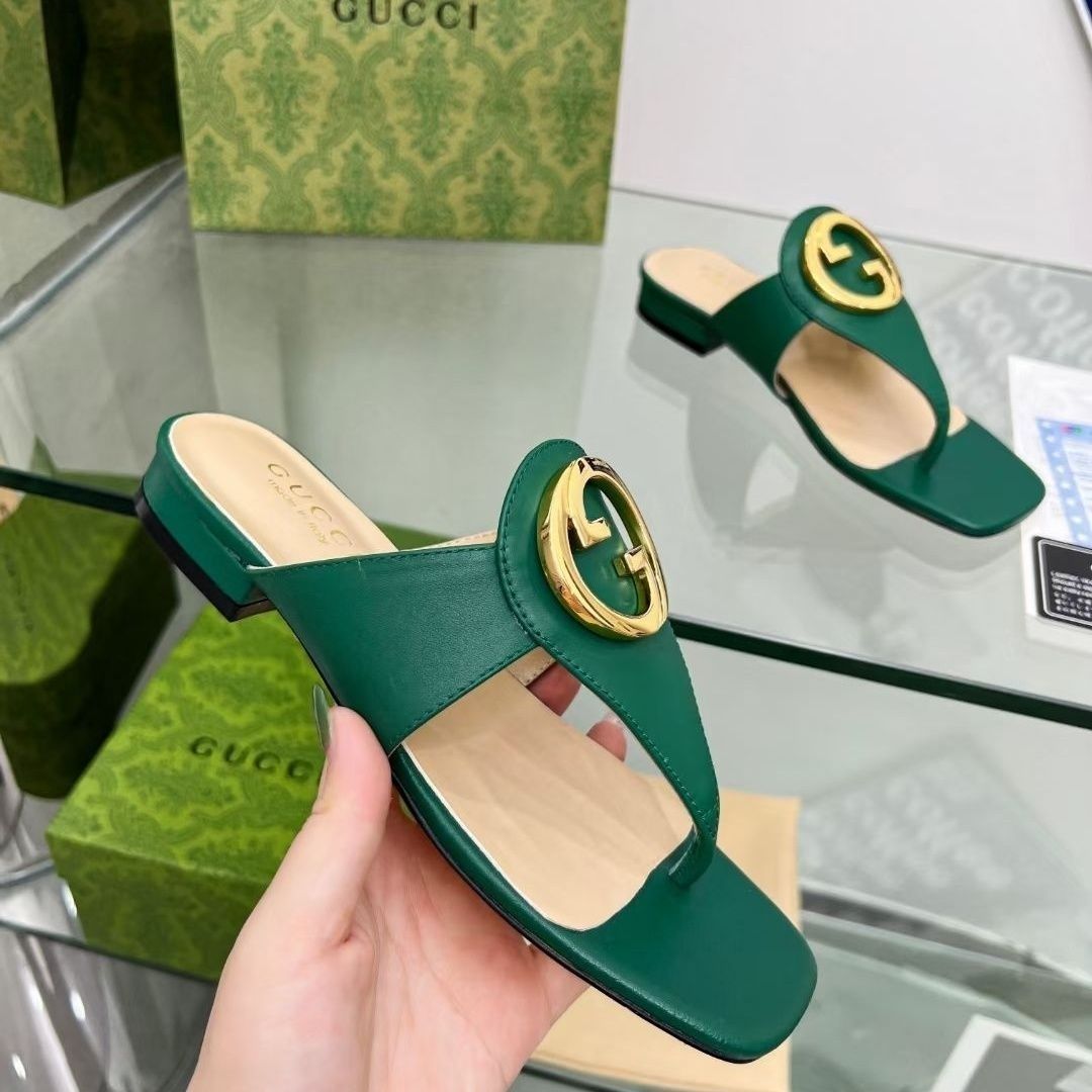 Gucci Women's Flip Flop Sandals – sandals product image 6