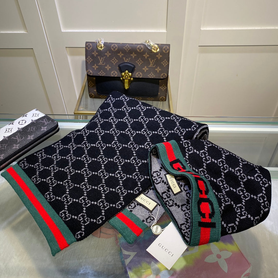 Gucci Wool Classic Monogram Jacquard Scarf Hat Set for Women – product image 20