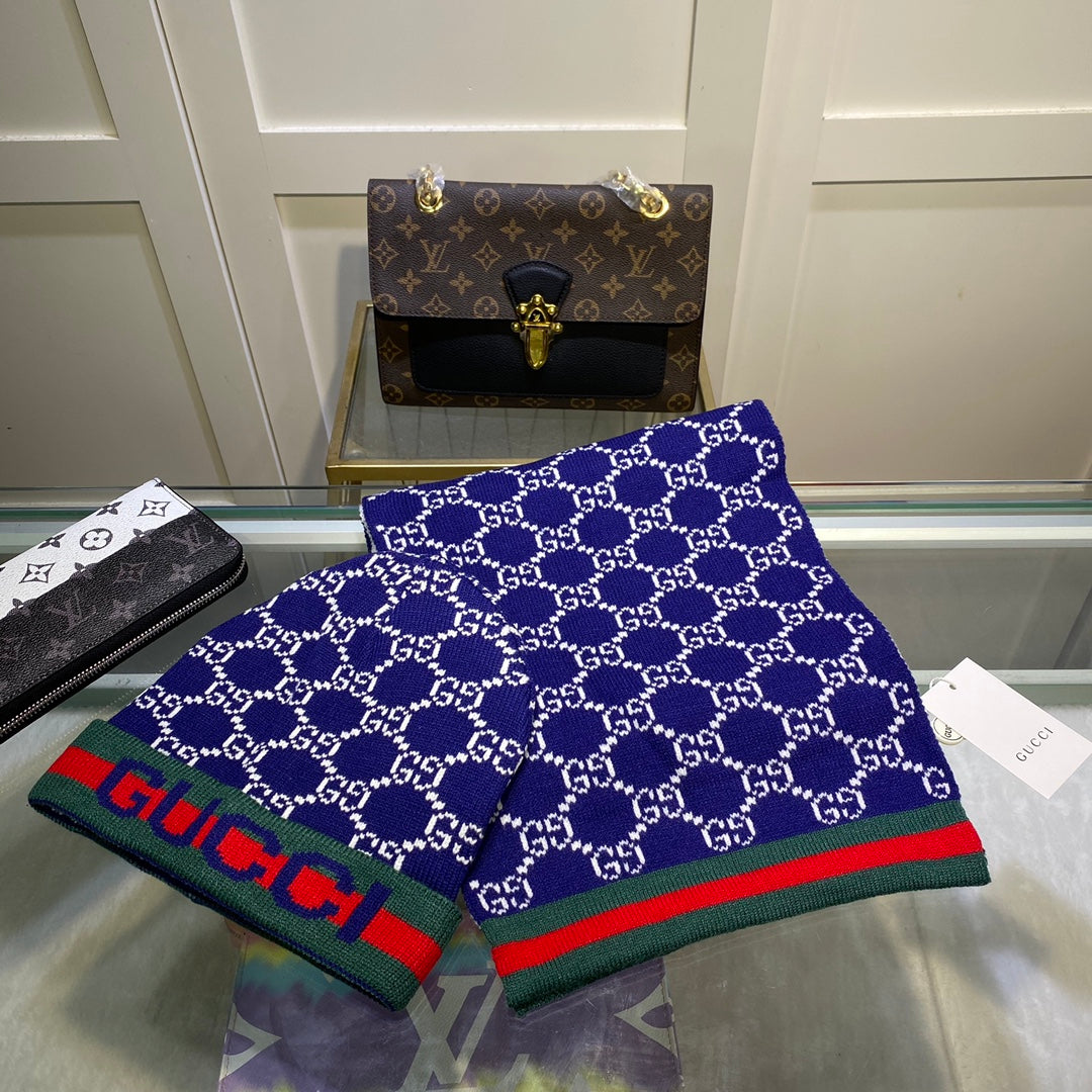Gucci Wool Classic Monogram Jacquard Scarf Hat Set for Women – product image 30