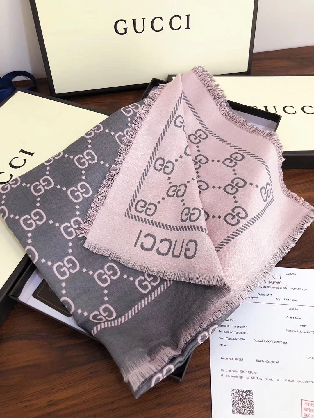 Gucci Wool-Silk Blend Small Broken Edges Jacquard Scarf Shawl for Women – product image 12