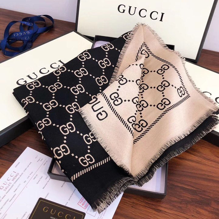 Gucci Wool-Silk Blend Small Broken Edges Jacquard Scarf Shawl for Women – product image 7