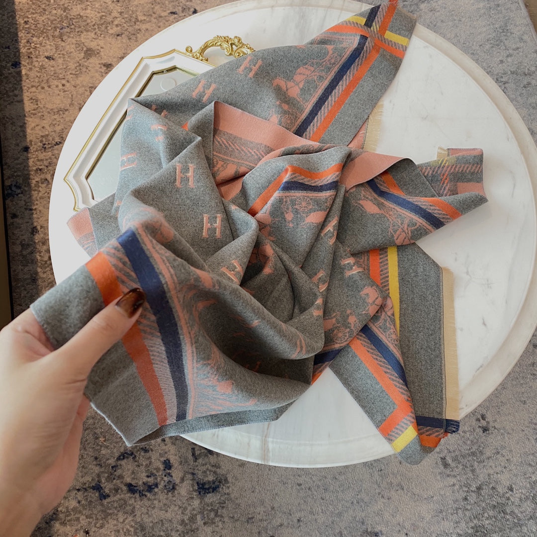Hermès 6-color classic cashmere scarf for Women – product image 26