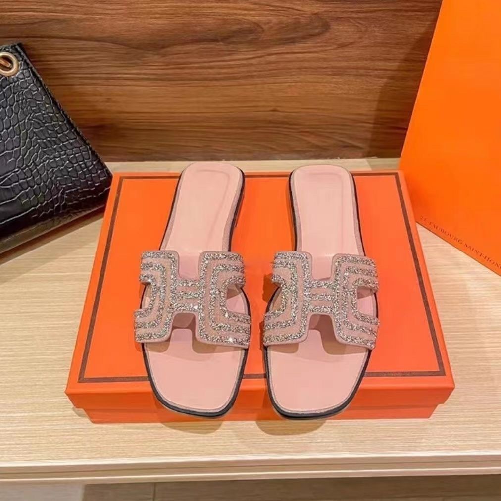 Hermès Classic Diamond H Slippers – slippers product image 3