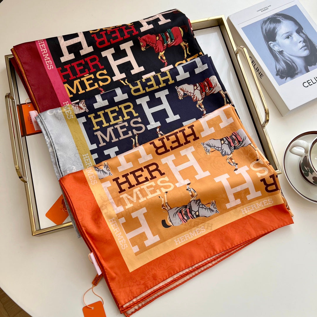 Hermès Double Sided Horse Pattern Silk Scarf for Women – product image 7