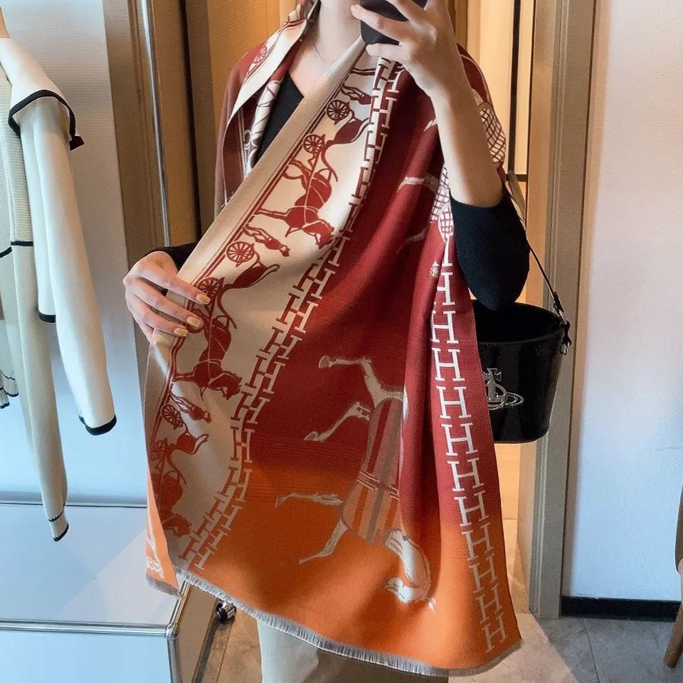 Hermès Gradient Horse Cashmere Scarf for Women – product image 10