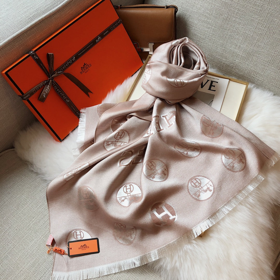 Hermès H Tencel Cotton Jacquard Scarf for Women – product image 3