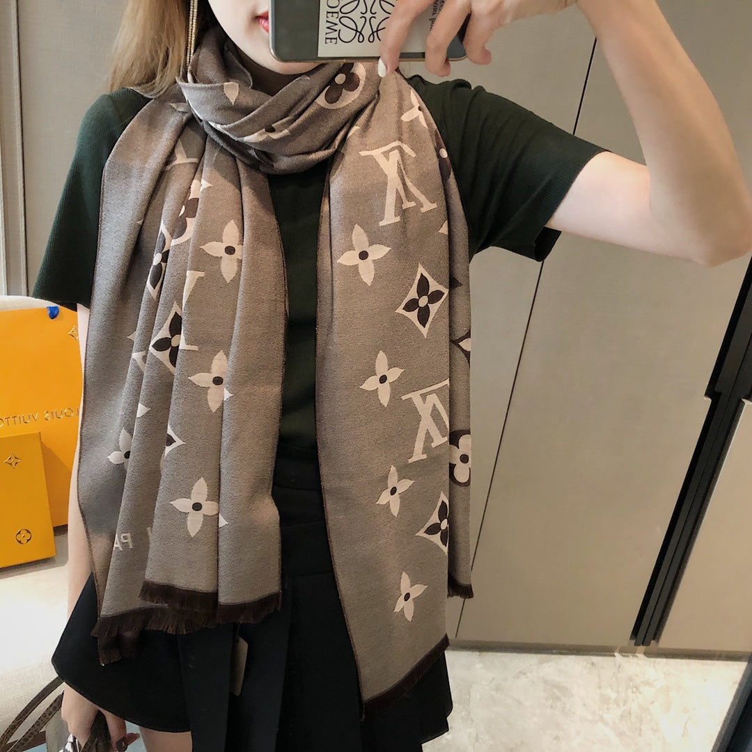 Hermès L Tencel Cotton Jacquard Scarf for Women – product image 16
