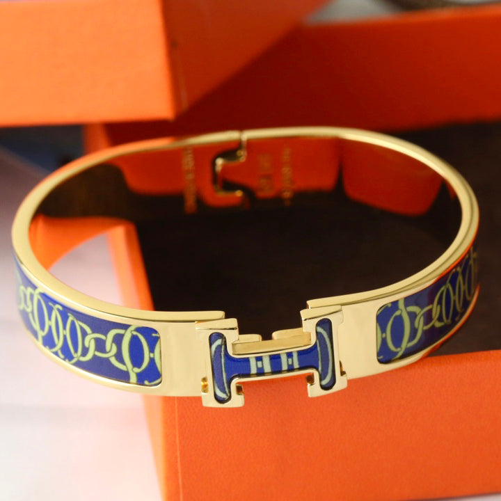 Hermès Letter Buckle Pattern Enamel Bracelet – Luxury Jewelry – product image 2
