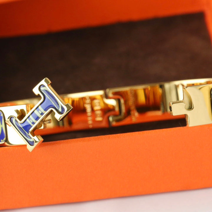Hermès Letter Buckle Pattern Enamel Bracelet – Luxury Jewelry – product image 10