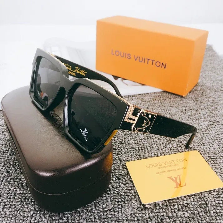 Louis Vuitton 1.1 Millionaires Square Sunglasses for Unisex – product image 1