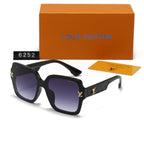 Louis Vuitton Aviator LV Square Polarized Sunglasses for Unisex – product image 4