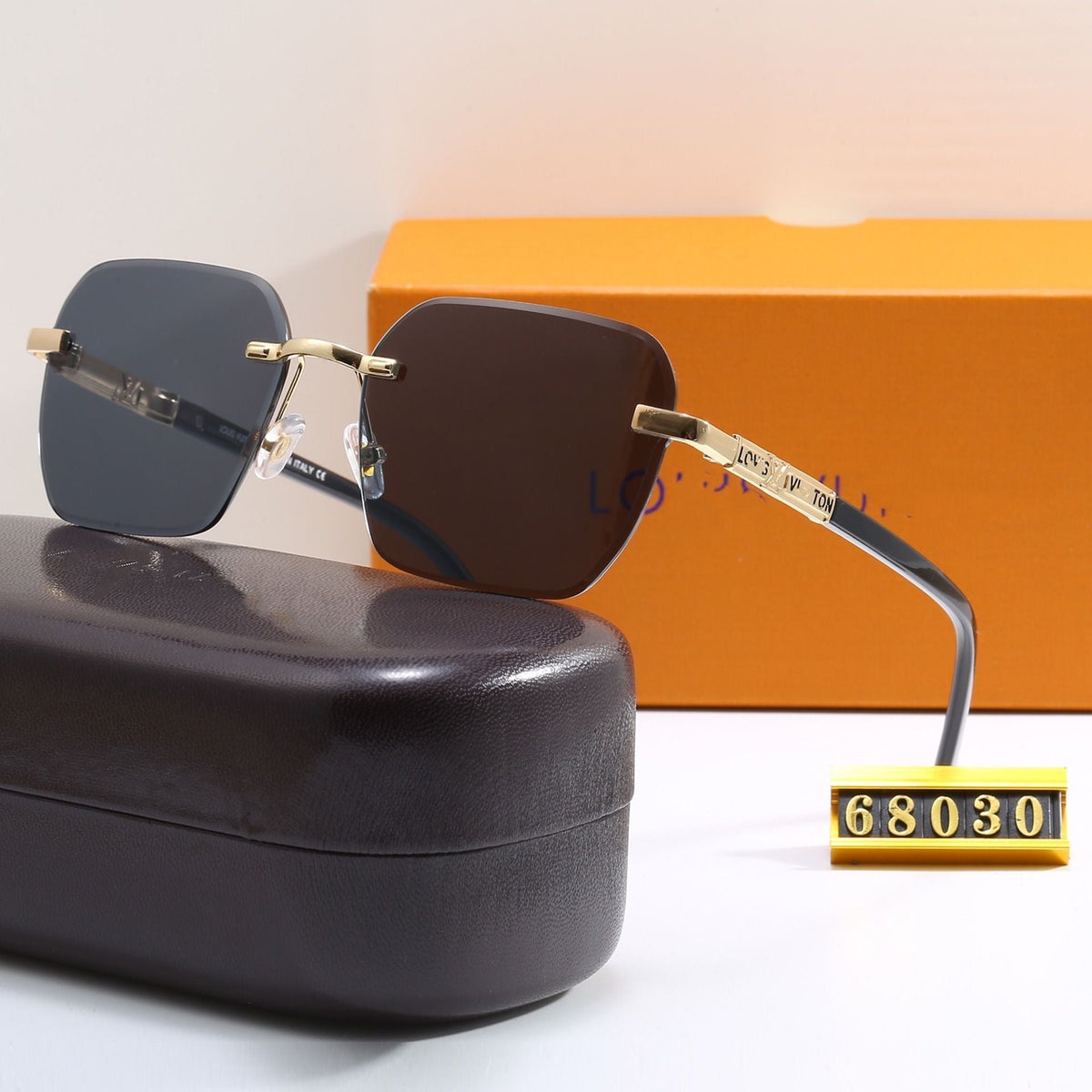 Louis Vuitton Aviator Square Double Bridge Sunglasses for Unisex – product image 1