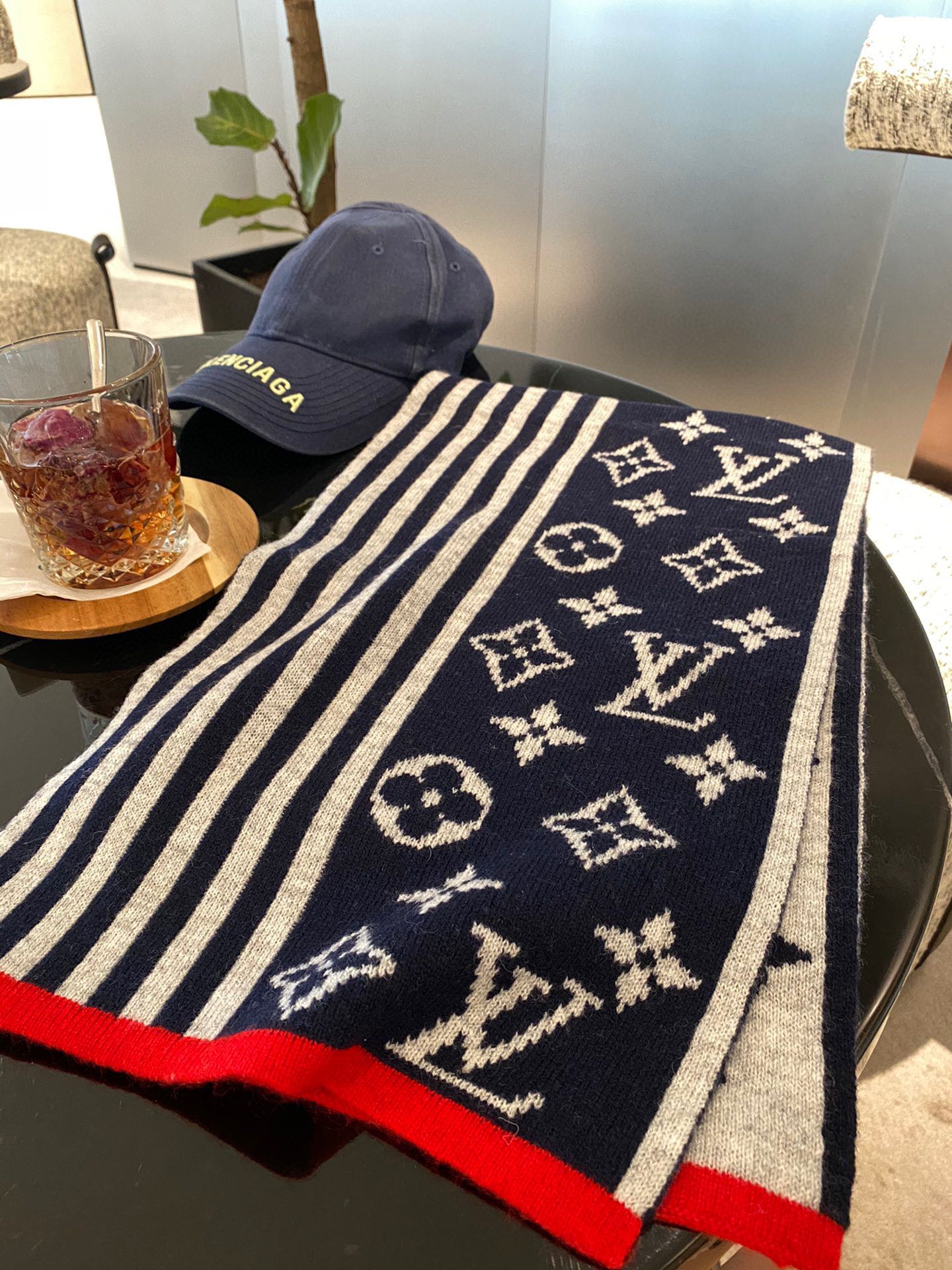 Louis Vuitton Cashmere 4 Colorblock Monogram Knitted Scarf for Women – product image 2