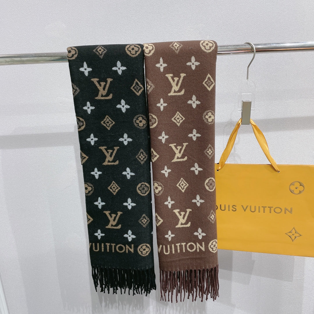 Louis Vuitton Cashmere Classic Monogram Warm Fringe Scarf Shawl for Women – product image 11