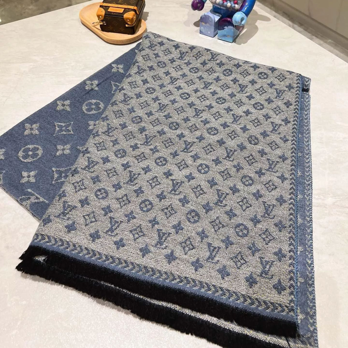 Louis Vuitton Cashmere Color Block Letter Border Jacquard Scarf for Women – product image 11