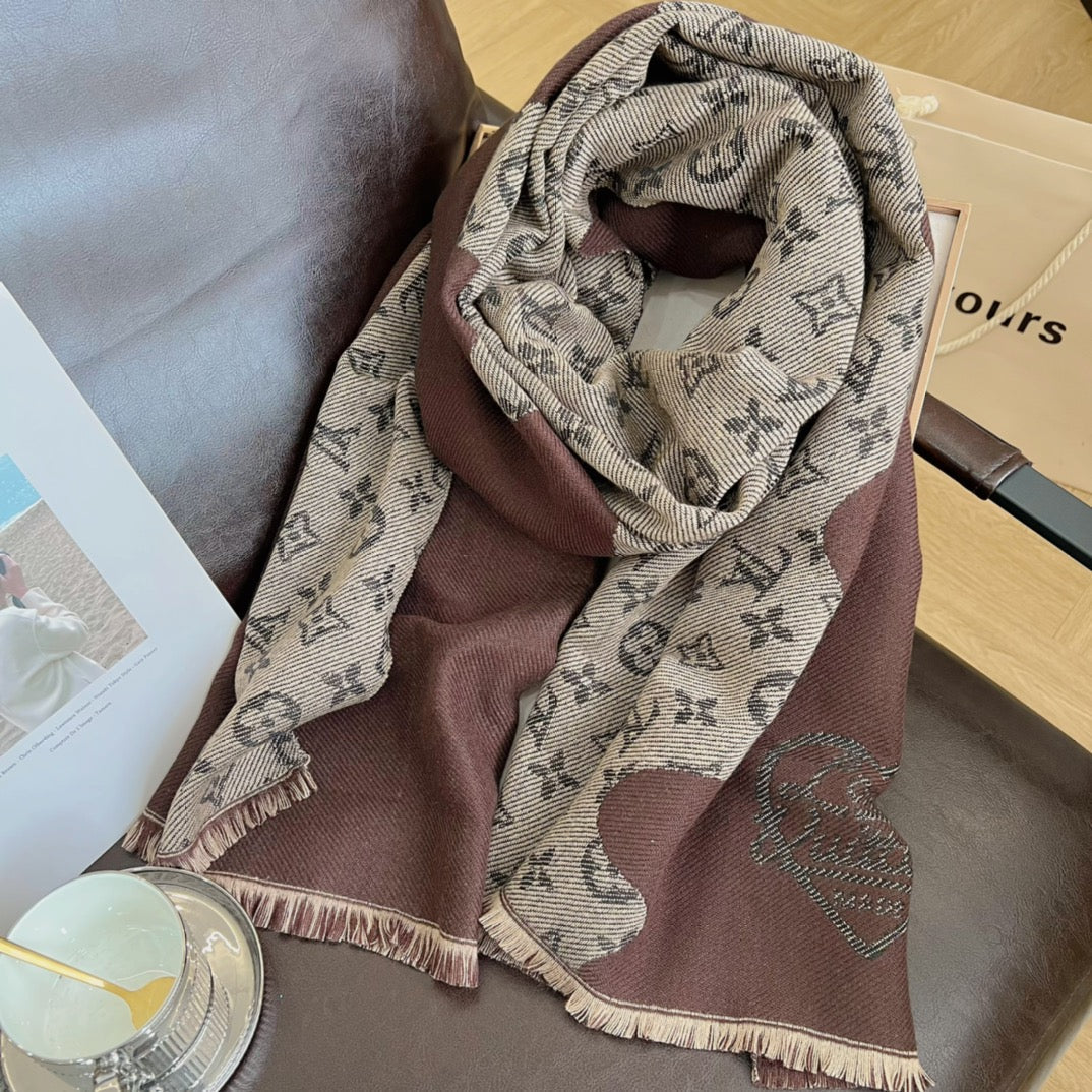Louis Vuitton Cashmere Colorblock Edition Letter Jacquard Scarf for Women – product image 6