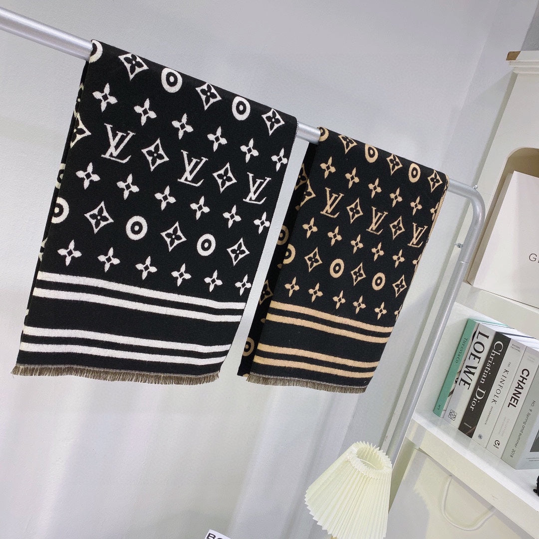 Louis Vuitton Cashmere Letter Jacquard Scarf Shawl for Women – product image 11
