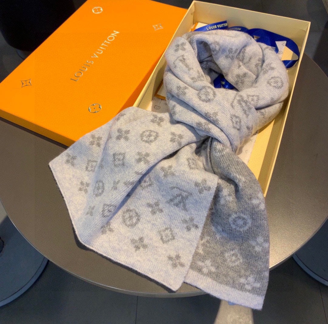 Louis Vuitton Cashmere Monogram Elements Jacquard Knitted Scarf for Women – product image 12