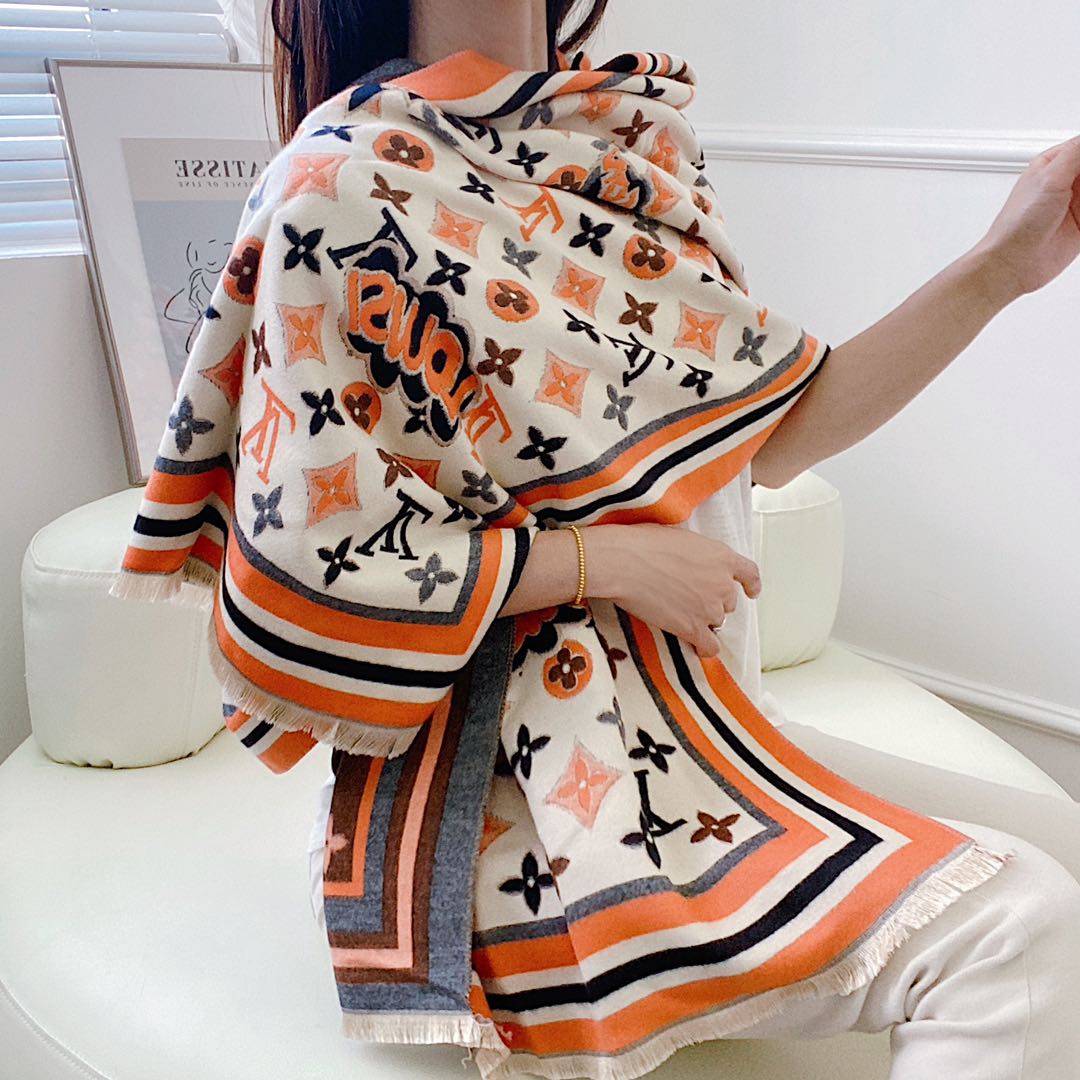 Louis Vuitton Cashmere Monogram Jacquard Scarf Shawl for Women – product image 22